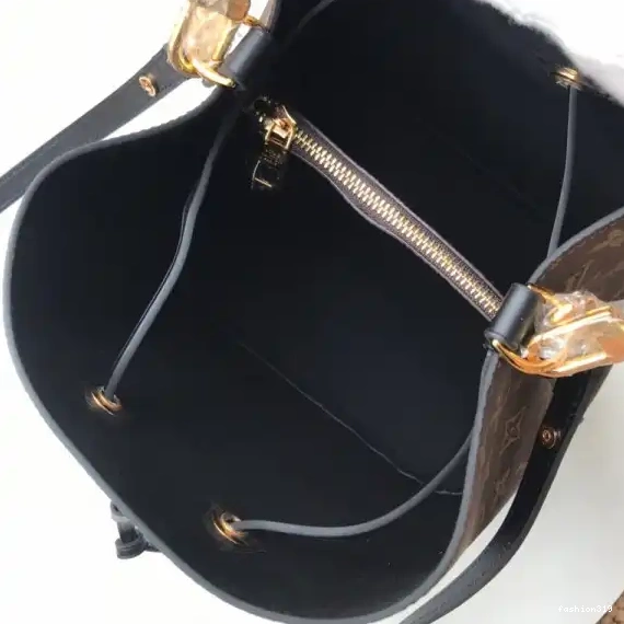 VUITTON NÉONOÉ LOUIS 0427